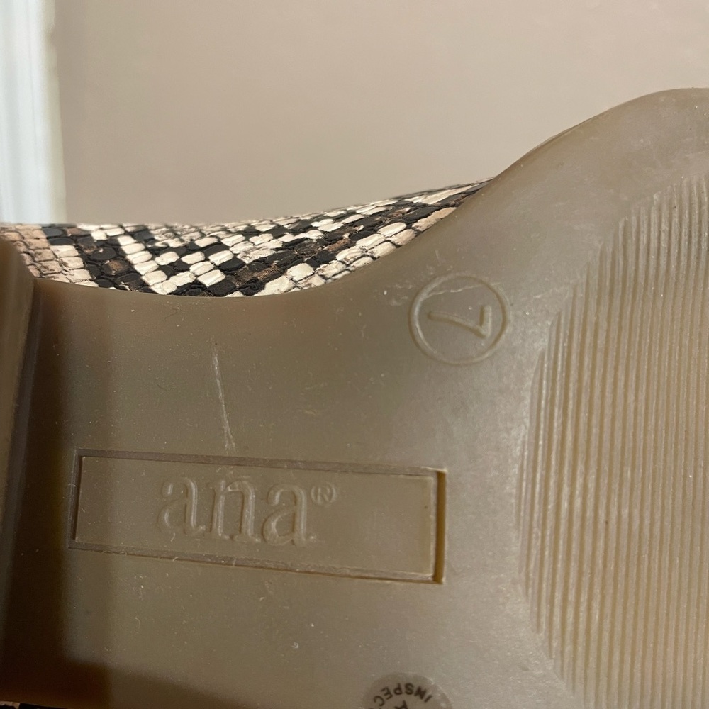 Ana Snake Print Booties - Picture 5 of 5